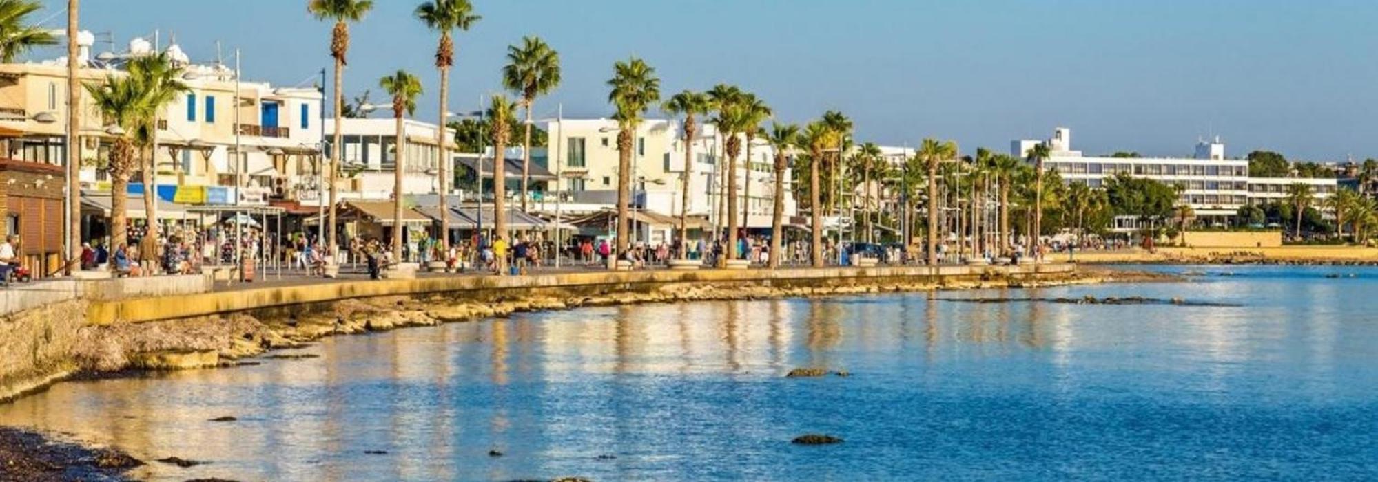 Poseidon 51 - Beachfront Two Bedroom Apartment Paphos Exterior foto